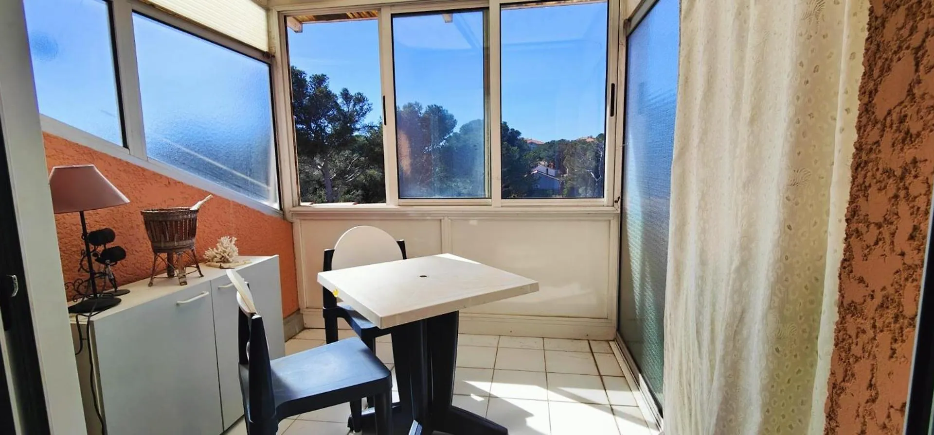 A Rare Gem In Frejus Apartment